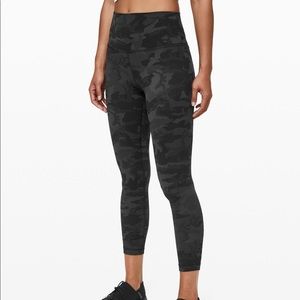 Lululemon aligns! Size 6. 25”